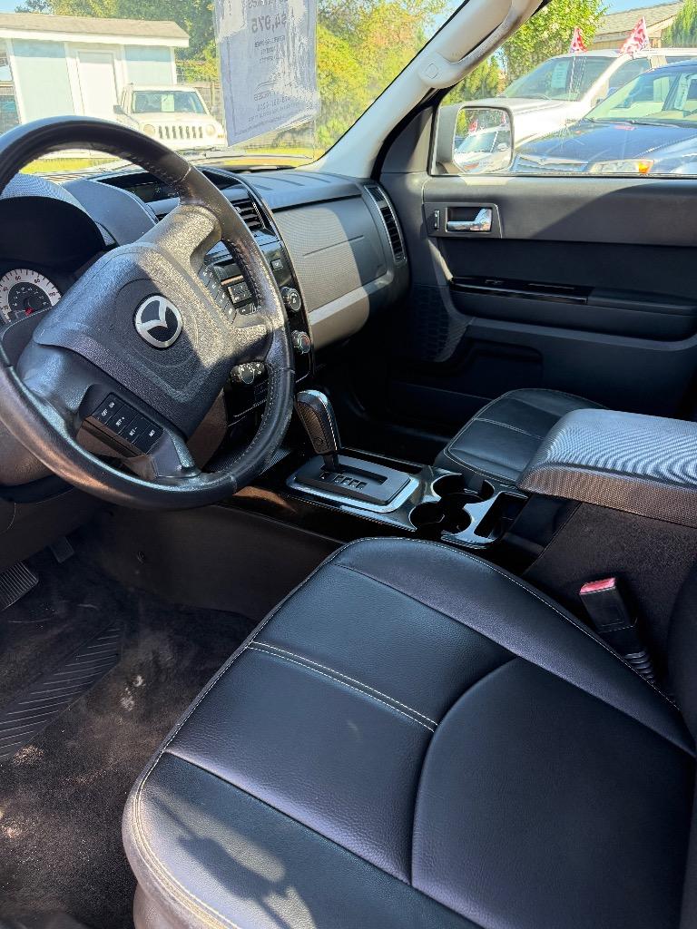 Mazda Tribute photo 8