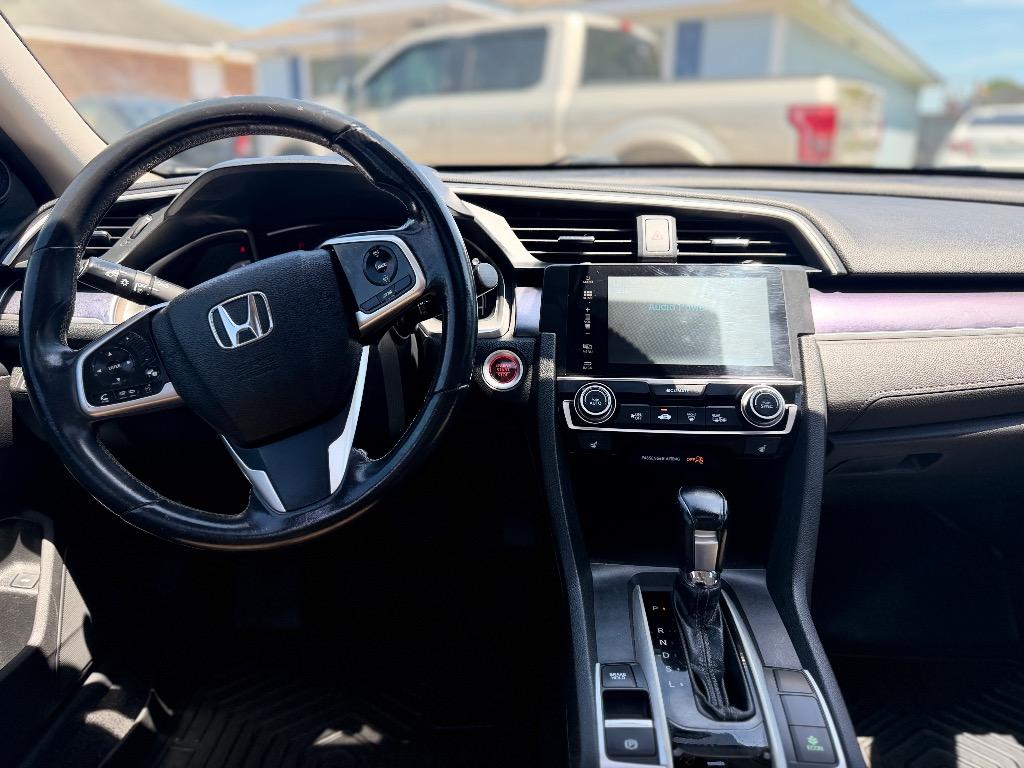 Honda Civic photo 7