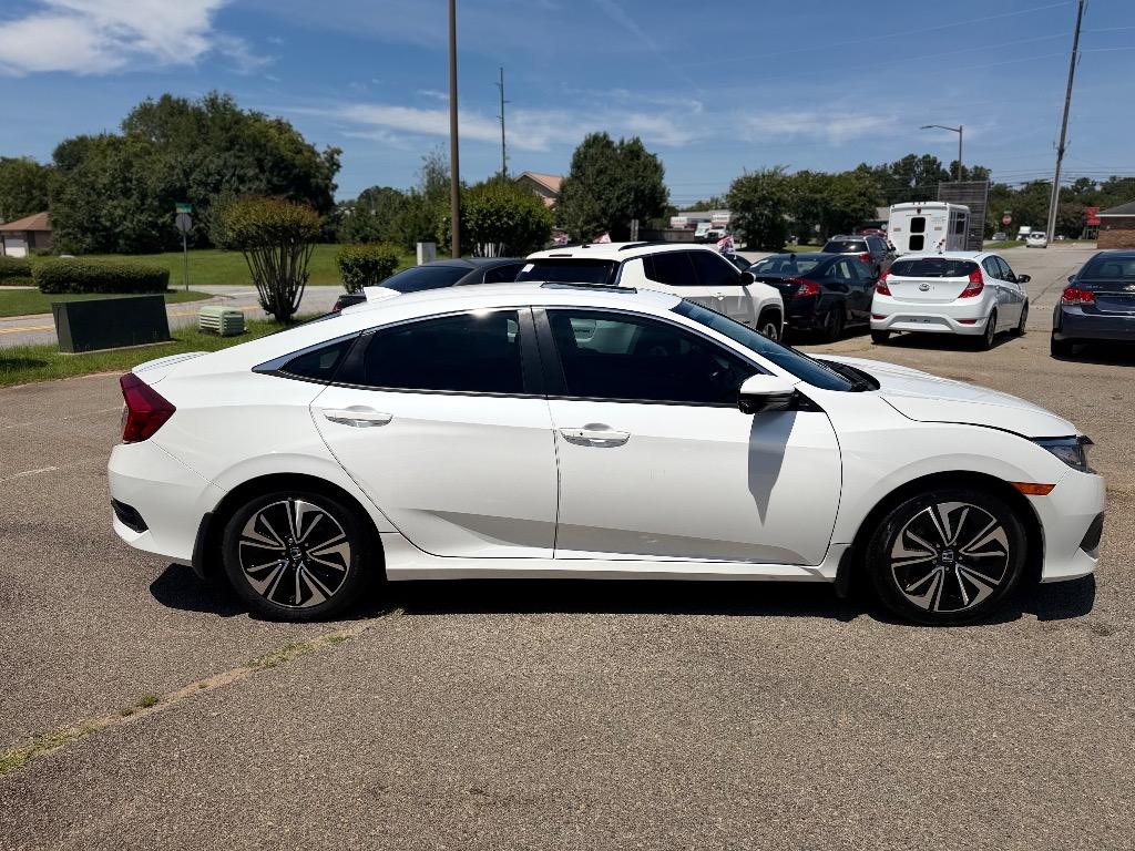 Honda Civic photo 3