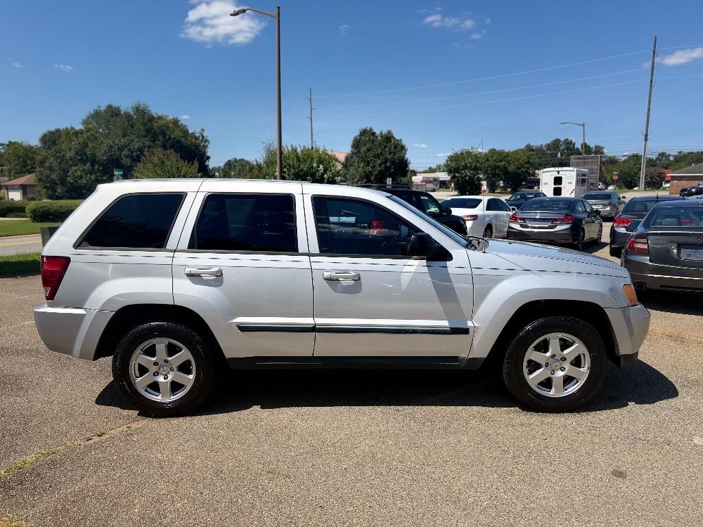 Jeep Grand Cherokee photo 3