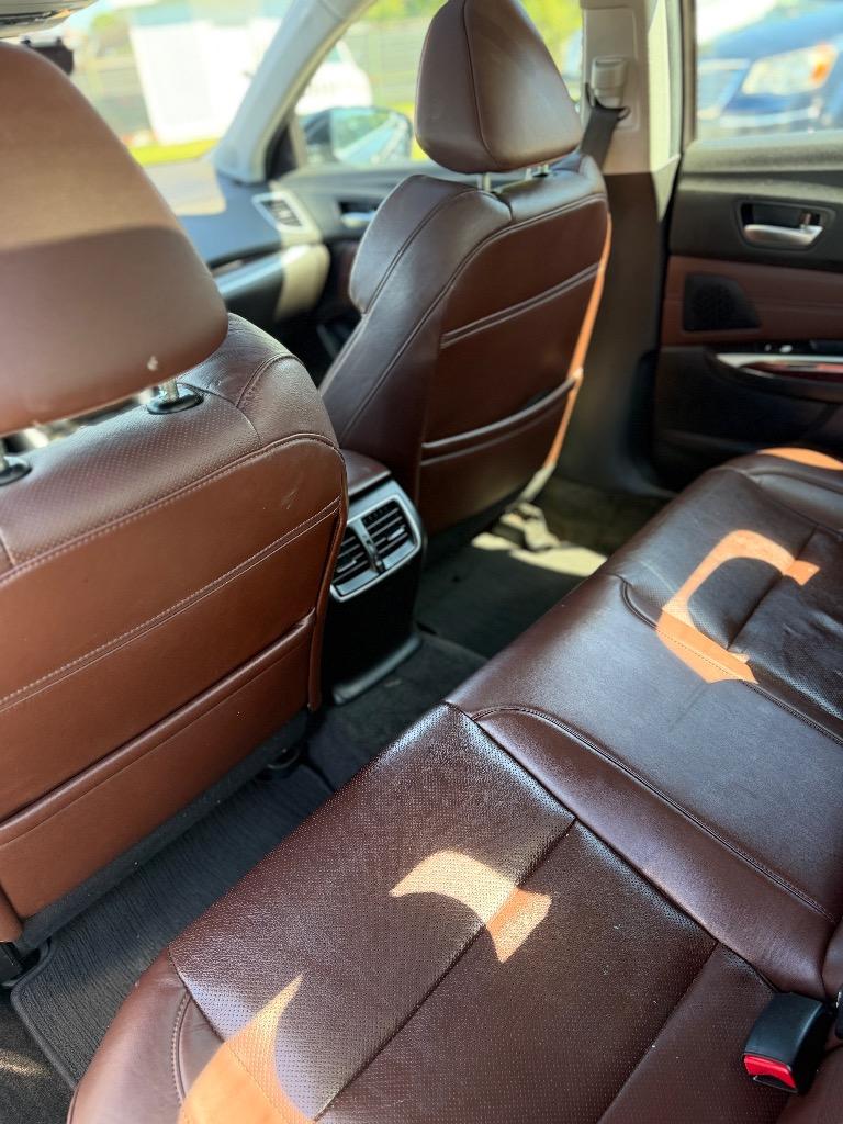 Acura TLX photo 6