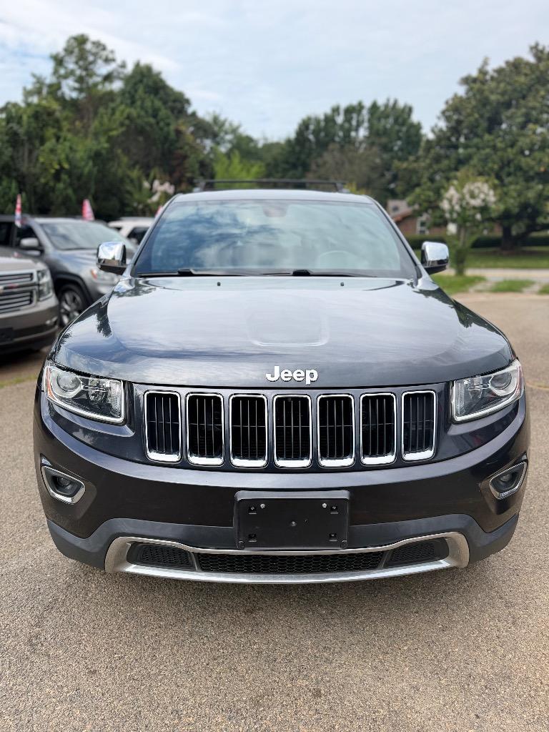 Jeep Grand Cherokee photo 2