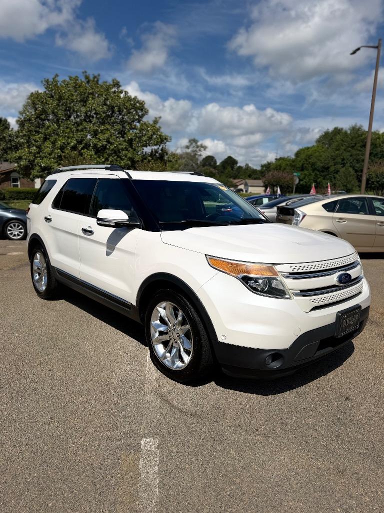 2015 Ford Explorer Limited's photo