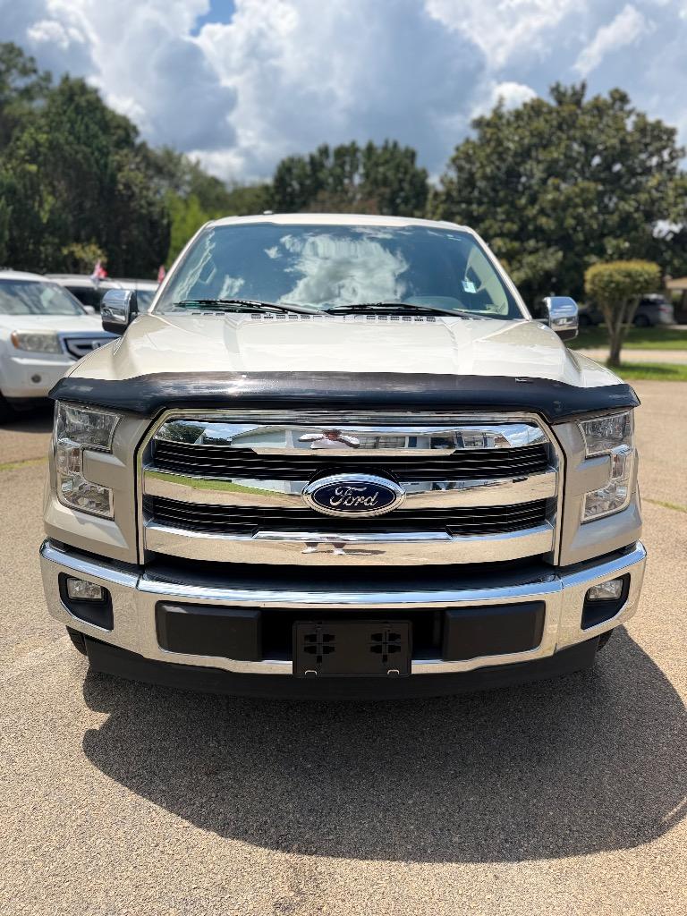 Ford F-150 photo 2