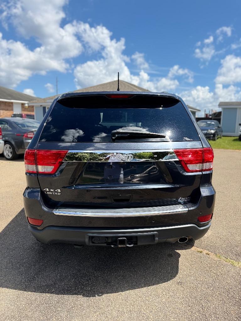 Jeep Grand Cherokee photo 4