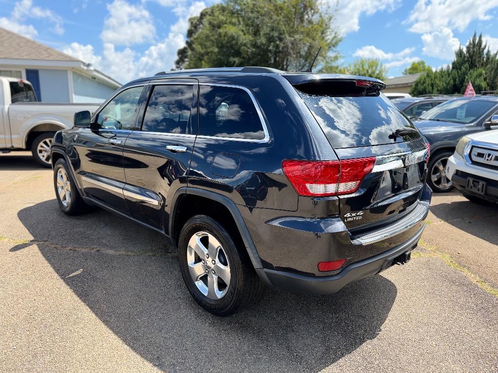Jeep Grand Cherokee photo 5