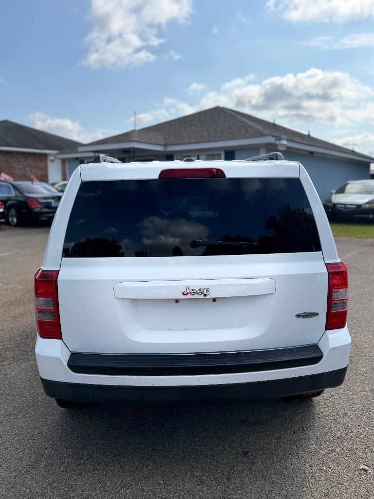 Jeep Patriot photo 4