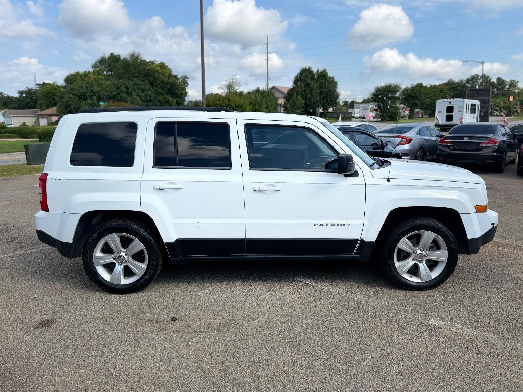 Jeep Patriot photo 3
